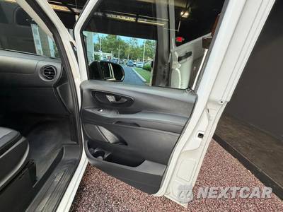 2019 Mercedes-Benz Metris Passenger Van 126.0" WB - zdjęcie 32 z 37 - miniatura