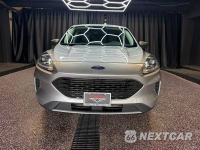 2022 Ford Escape SE - zdjęcie 2 z 43 - miniatura