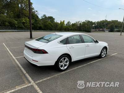 2025 Honda Accord Sedan LX - zdjęcie 9 z 35 - miniatura