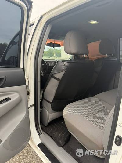2015 Toyota Tacoma Crew Cab Medium Bed - zdjęcie 25 z 30 - miniatura