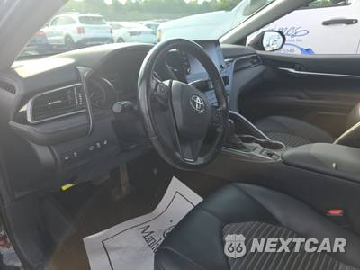 2022 Toyota Camry Hybrid SE - zdjęcie 11 z 33 - miniatura