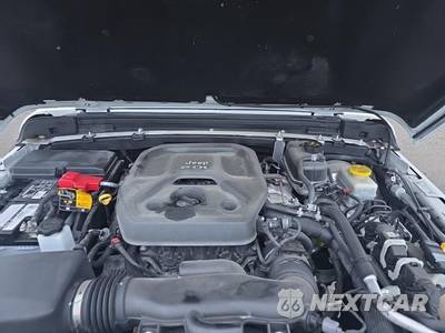 2021 Jeep Wrangler Unlimited Sahara High Altitude Edition - zdjęcie 18 z 25 - miniatura