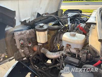 2021 Chevrolet SILVERADO MEDIUM DUTY Base - zdjęcie 61 z 77 - miniatura