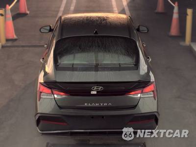 2026 Hyundai Elantra SEL Sport - zdjęcie 5 z 20 - miniatura