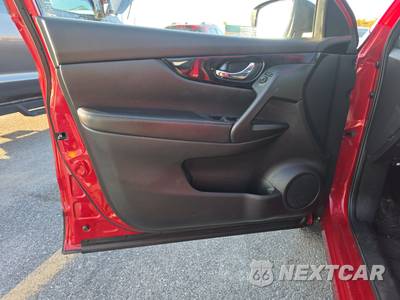 2017 Nissan Rogue Sport SV - zdjęcie 9 z 23 - miniatura