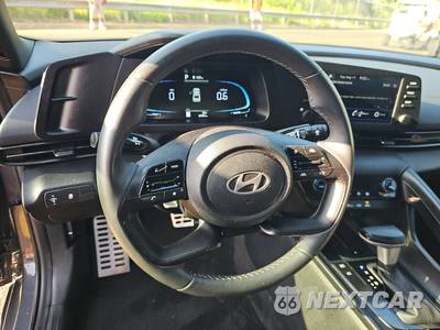 2025 Hyundai Elantra SEL Sport - zdjęcie 10 z 22 - miniatura