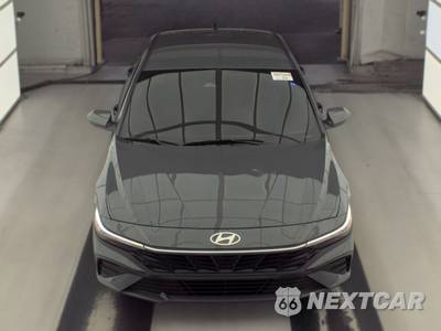 2025 Hyundai Elantra SE - zdjęcie 2 z 24 - miniatura