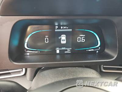 2025 Hyundai Elantra SE - zdjęcie 12 z 24 - miniatura