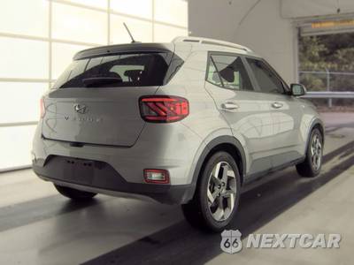2024 Hyundai Venue SEL - zdjęcie 4 z 21 - miniatura