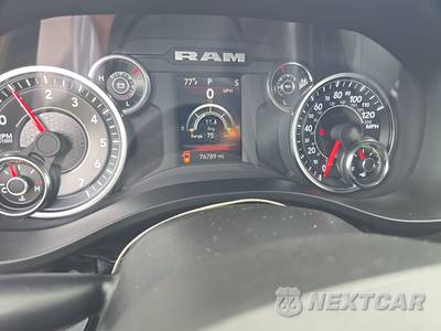 2023 Ram 1500 Tradesman Crew Cab Medium Bed - zdjęcie 12 z 31 - miniatura