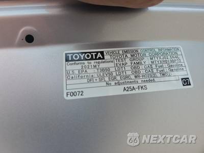 2021 Toyota RAV4 XLE Premium - zdjęcie 21 z 22 - miniatura