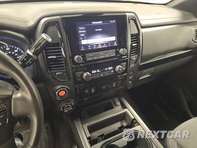 2024 Nissan TITAN SV Crew Cab Short Bed - zdjęcie 11 z 18 - miniatura
