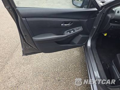 2025 Nissan Sentra SV - zdjęcie 9 z 25 - miniatura