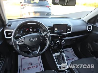 2023 Hyundai Venue Limited - zdjęcie 8 z 15 - miniatura