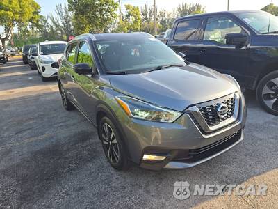 2019 Nissan Kicks SR - zdjęcie 3 z 24 - miniatura