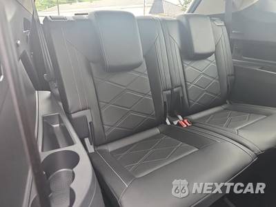 2025 Volkswagen Atlas 2.0T SE w/Technology - zdjęcie 17 z 22 - miniatura