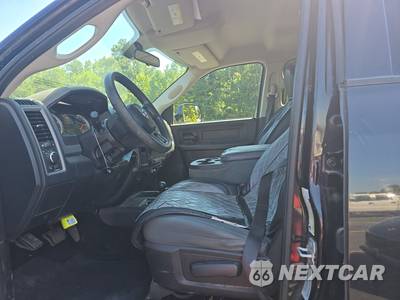 2016 Ram 2500 Tradesman Crew Cab Medium Bed - zdjęcie 7 z 38 - miniatura