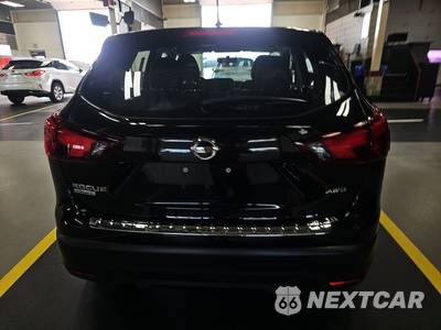 2019 Nissan Rogue Sport S - zdjęcie 5 z 18 - miniatura