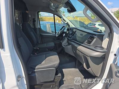 2025 Ford Transit 250 Cargo Van Low Roof 130.0" WB - zdjęcie 8 z 32 - miniatura