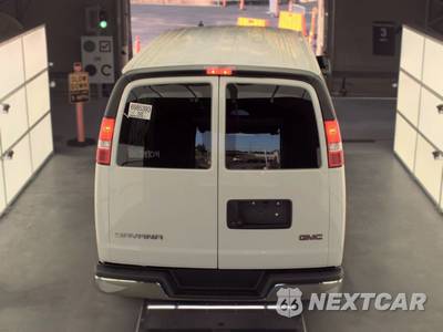 2025 GMC Savana 2500 Cargo Van 1WT 135.0" WB - zdjęcie 5 z 23 - miniatura