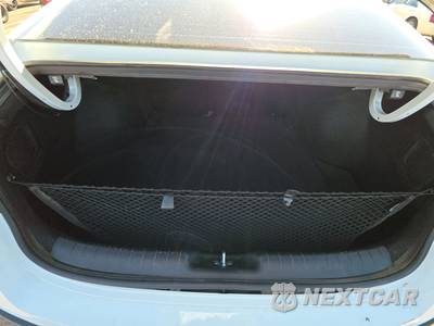 2025 Hyundai Elantra N Line - zdjęcie 16 z 30 - miniatura