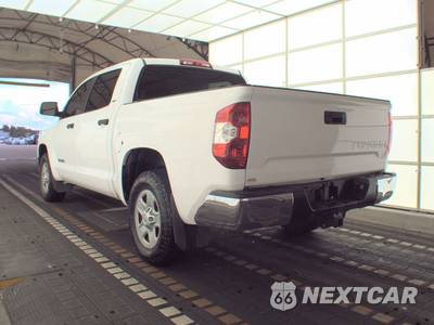 2018 Toyota Tundra SR5 Crew Cab Short Bed - zdjęcie 8 z 34 - miniatura