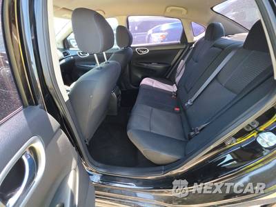 2019 Nissan Sentra SR - zdjęcie 13 z 42 - miniatura