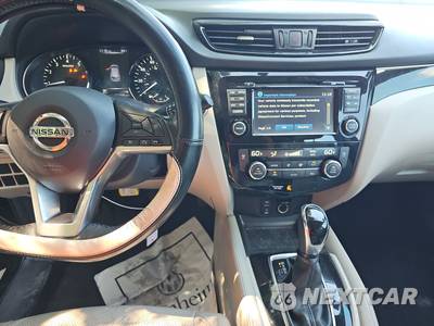 2017 Nissan Rogue Sport SL - zdjęcie 11 z 36 - miniatura