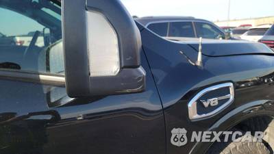 2017 Nissan TITAN PRO-4X Crew Cab Short Bed - zdjęcie 25 z 38 - miniatura