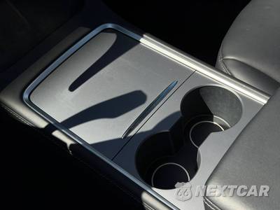 2022 Tesla Model 3 Standard Range - zdjęcie 20 z 30 - miniatura