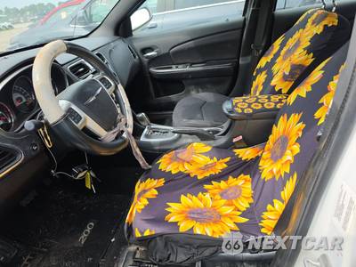 2013 Chrysler 200 Touring Sedan - zdjęcie 7 z 17 - miniatura