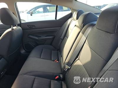2025 Nissan Altima SV - zdjęcie 13 z 30 - miniatura