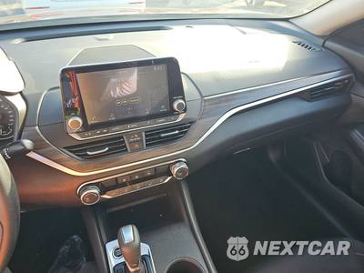 2025 Nissan Altima SV - zdjęcie 11 z 30 - miniatura