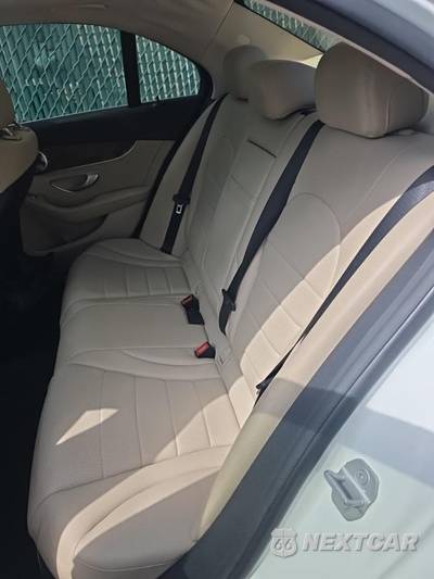 2015 Mercedes-Benz C 300 4MATIC Sedan - zdjęcie 16 z 26 - miniatura