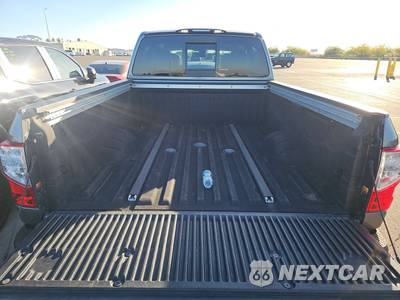 2016 Nissan TITAN XD SL Crew Cab Medium Bed - zdjęcie 16 z 28 - miniatura