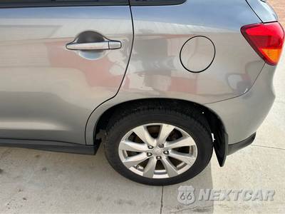 2013 Mitsubishi Outlander Sport ES - zdjęcie 8 z 14 - miniatura