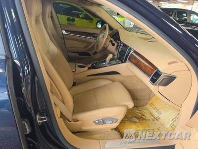 2014 Porsche Panamera - zdjęcie 8 z 26 - miniatura