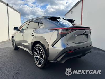 2024 Toyota bZ4X Limited - zdjęcie 7 z 26 - miniatura