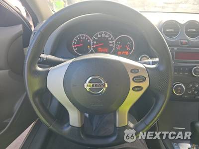 2011 Nissan Altima 2.5 Sedan - zdjęcie 10 z 34 - miniatura