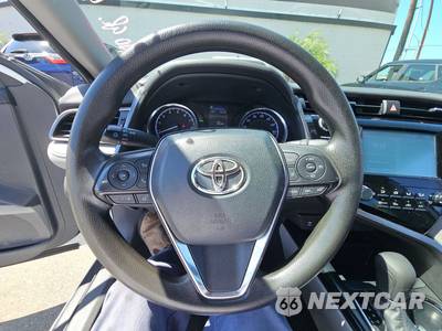 2019 Toyota Camry LE - zdjęcie 10 z 31 - miniatura