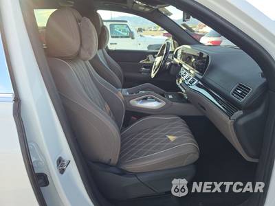 2025 Mercedes-Benz Maybach GLS 600 4MATIC - zdjęcie 8 z 41 - miniatura