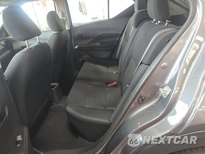 2023 Nissan Kicks S - zdjęcie 13 z 39 - miniatura