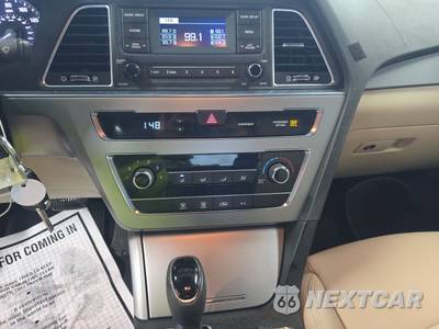 2015 Hyundai Sonata SE - zdjęcie 11 z 22 - miniatura
