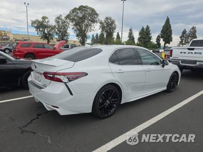 2022 Toyota Camry Hybrid XSE - zdjęcie 4 z 43 - miniatura