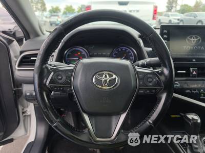 2022 Toyota Camry Hybrid XSE - zdjęcie 10 z 43 - miniatura