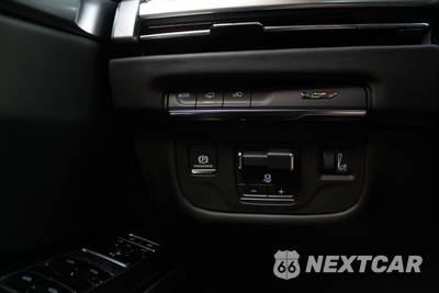 2026 Cadillac Escalade V-Series 1SD - zdjęcie 88 z 99 - miniatura