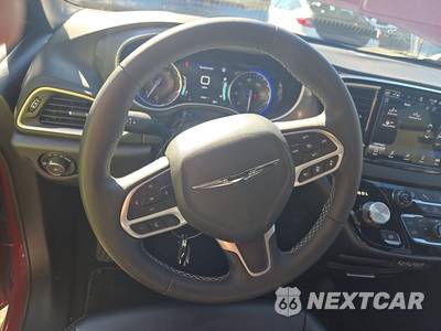 2025 Chrysler Pacifica Select 121.6" WB - zdjęcie 10 z 31 - miniatura