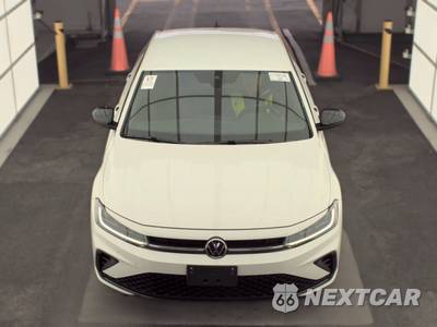 2025 Volkswagen Jetta Sport - zdjęcie 2 z 29 - miniatura