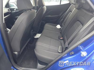 2025 Hyundai Venue SEL - zdjęcie 13 z 32 - miniatura