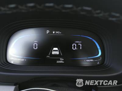 2025 Hyundai Venue SEL - zdjęcie 18 z 30 - miniatura